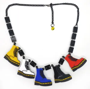 Collana décolleté stivaletto punk