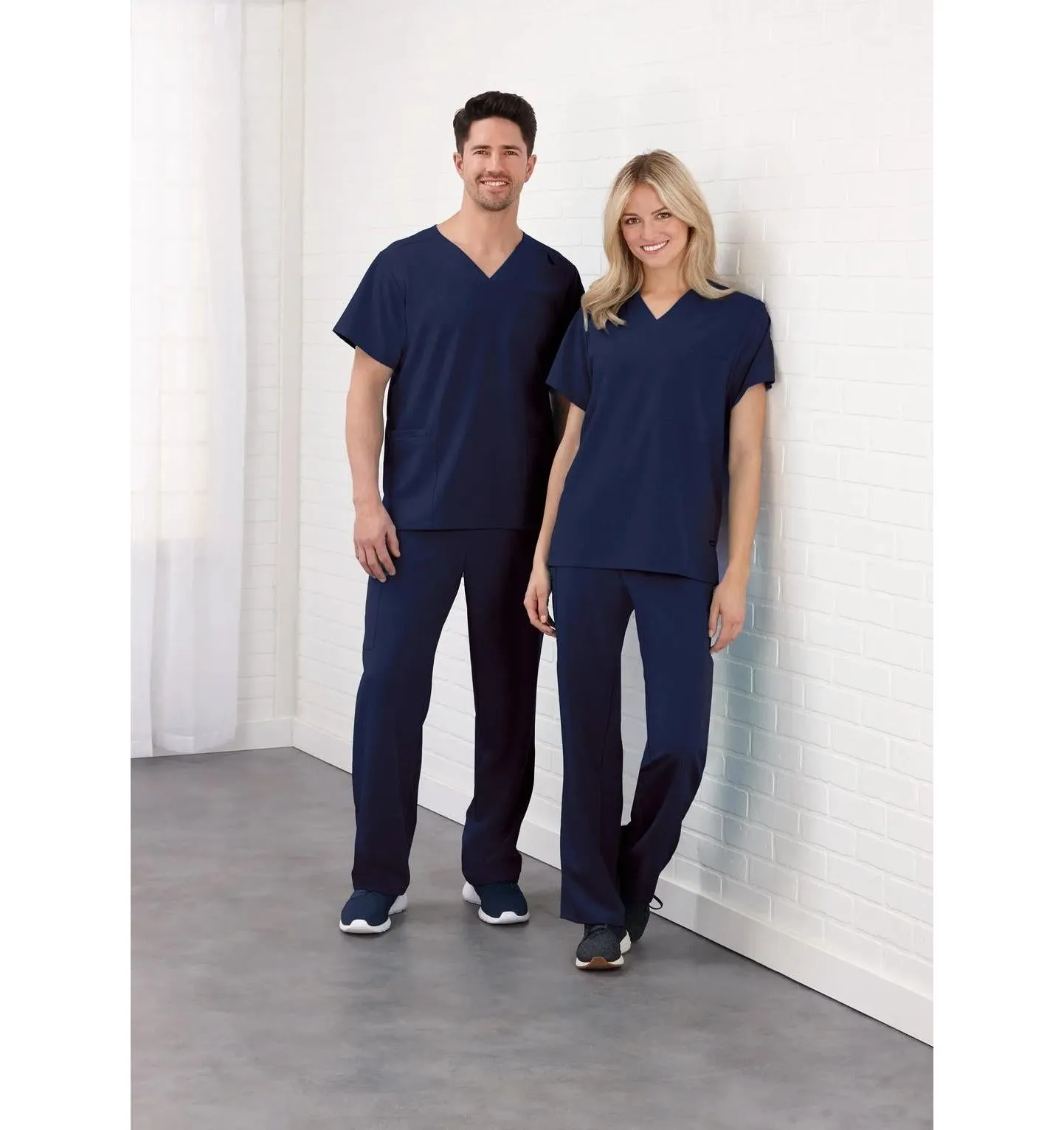 Jockey Unisex Four Pocket Top