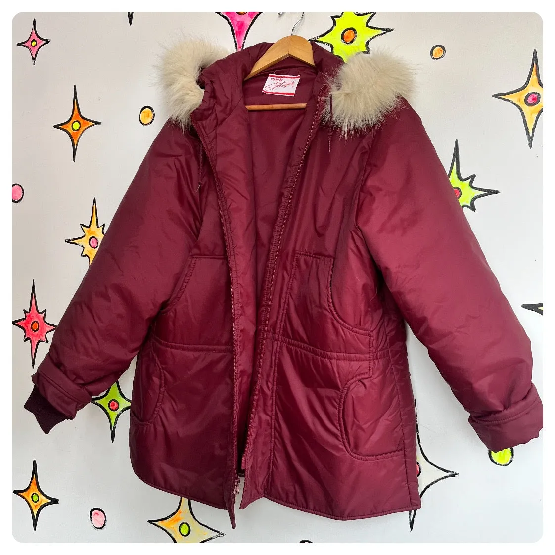 Vintage 90s Y2K | Oversized Burgundy Puffer Hoodie Coat with Faux Fur Trim | S