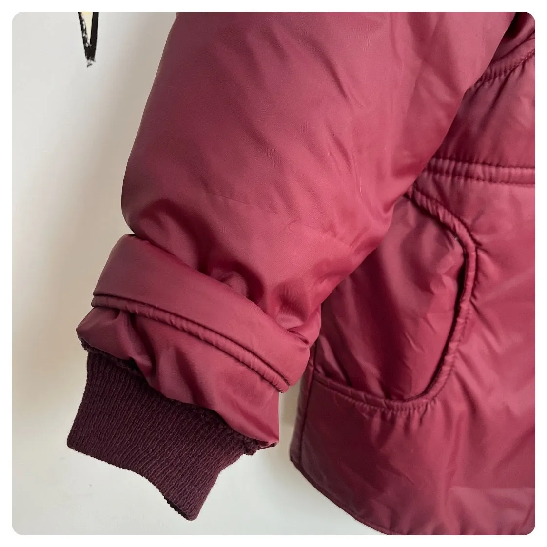 Vintage 90s Y2K | Oversized Burgundy Puffer Hoodie Coat with Faux Fur Trim | S