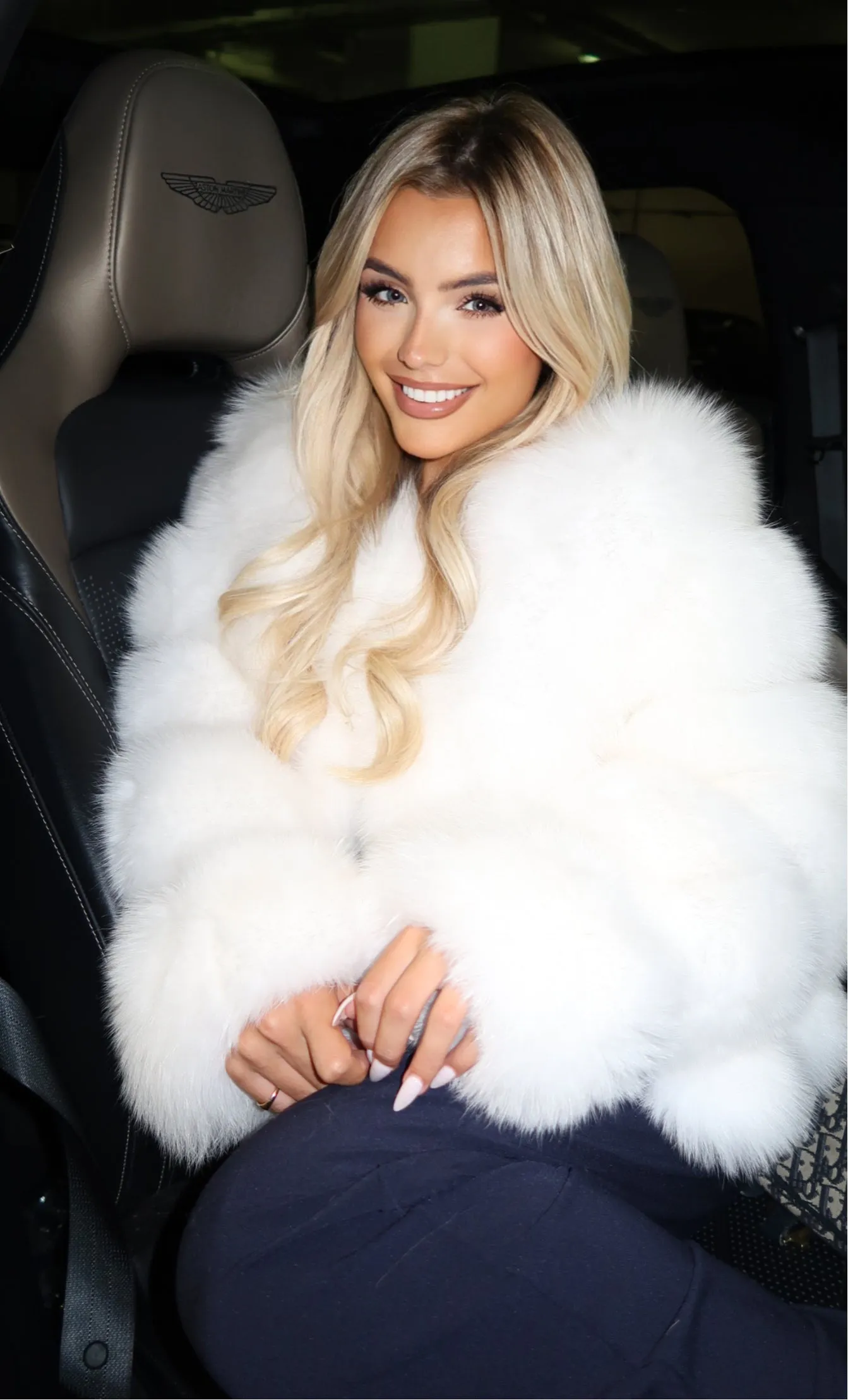 White Luxury Fur Vertical Pelt Coat